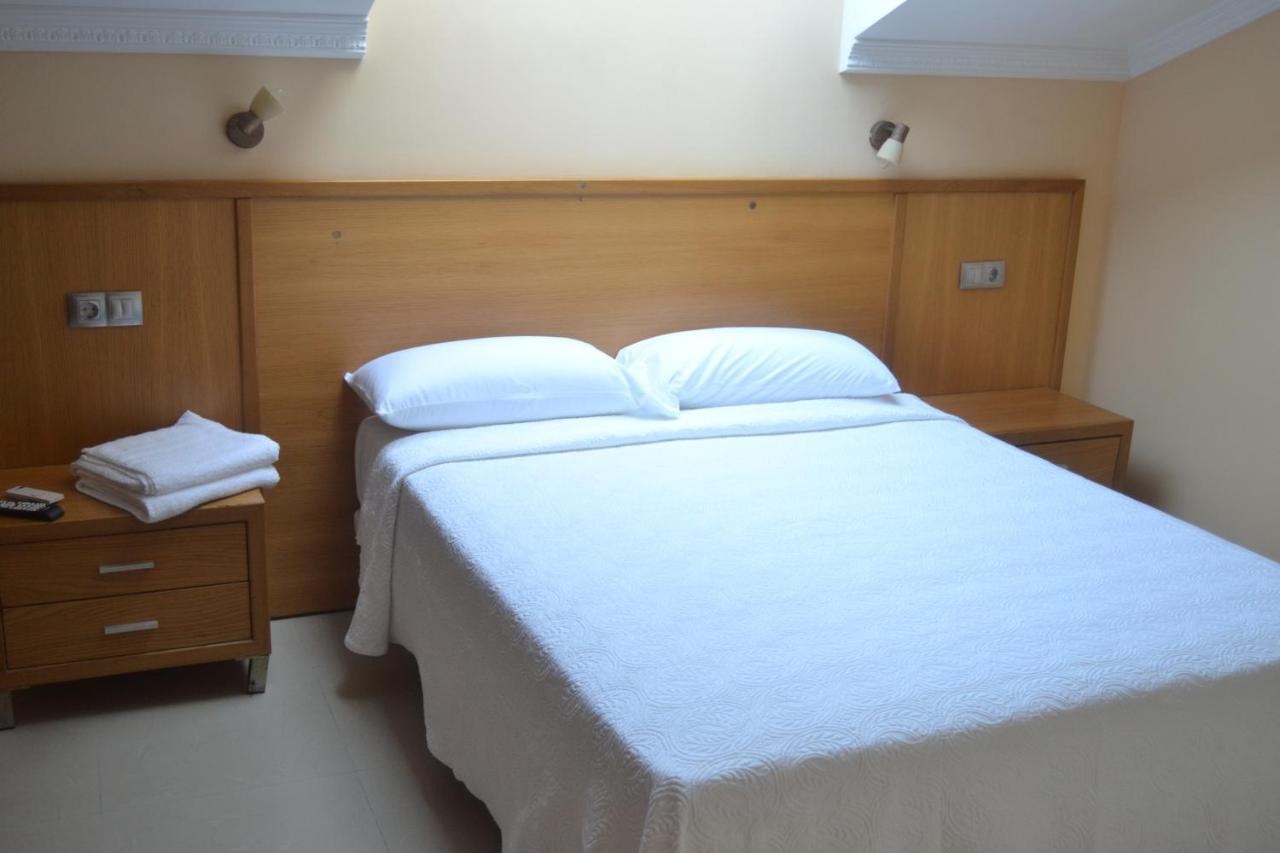 Hotel La Ribera Santianes Екстер'єр фото