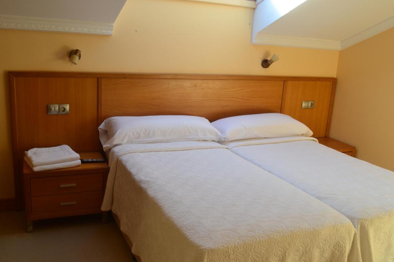 Hotel La Ribera Santianes Екстер'єр фото