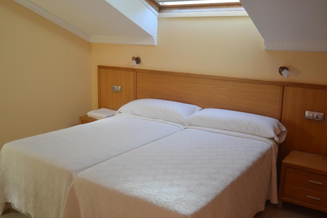 Hotel La Ribera Santianes Екстер'єр фото